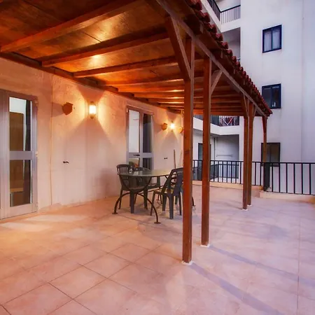 Dc 5 - Seafront 3 Bedroom Penthouse
