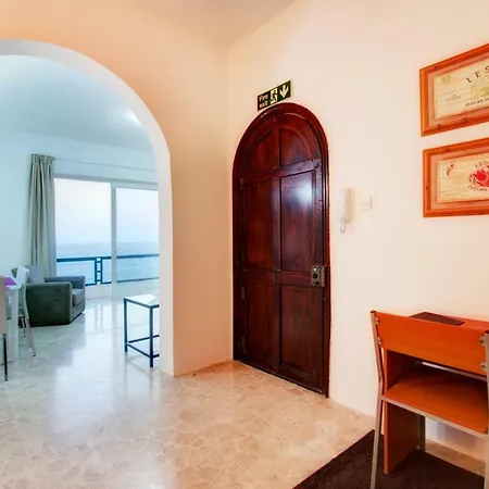 Dc 5 - Seafront 3 Bedroom Penthouse Lägenhet Sliema