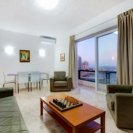 Dc 5 - Seafront 3 Bedroom Penthouse * Sliema