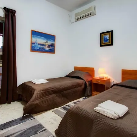 Dc 5 - Seafront 3 Bedroom Penthouse Διαμέρισμα Σλιέμα