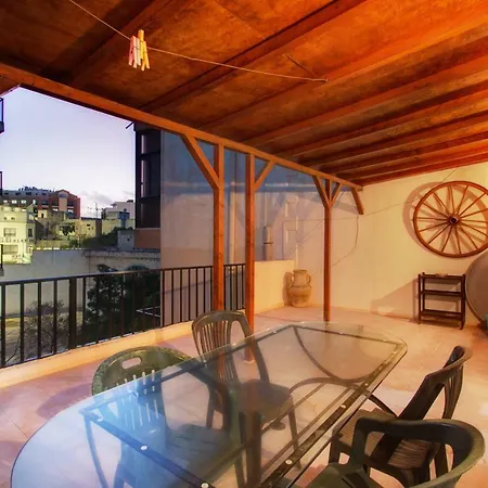 Dc 5 - Seafront 3 Bedroom Penthouse Apartman