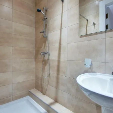 Dc 5 - Seafront 3 Bedroom Penthouse Apartman