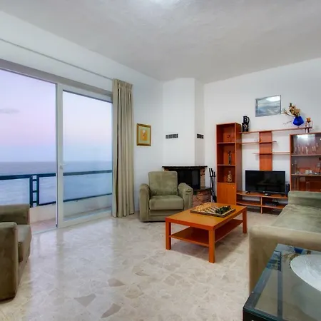Apartman Dc 5 - Seafront 3 Bedroom Penthouse *
